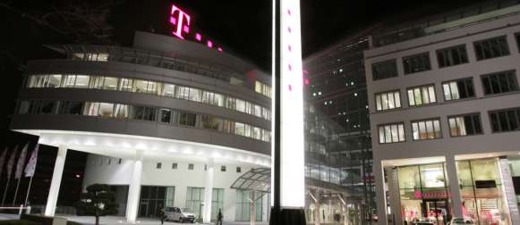 Telekom unterliegt vor LG Köln: Drosseln bei Flatrates unzulässig